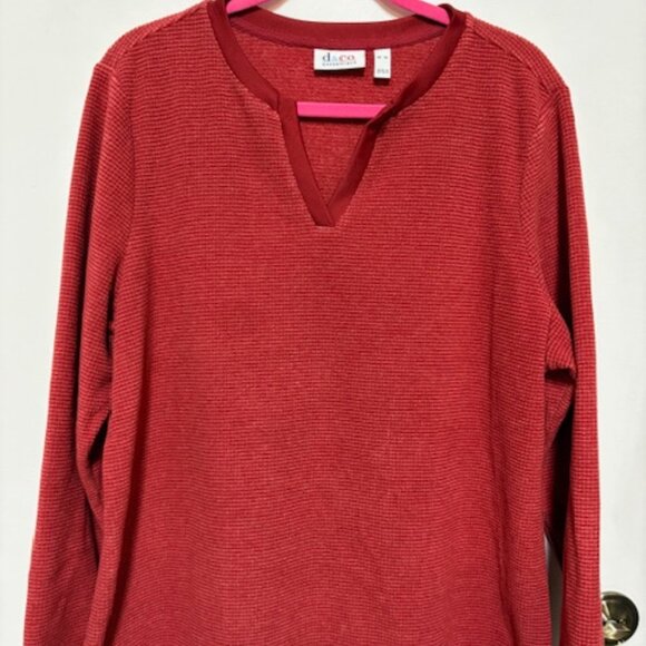WOMENS D&CO RED V-NECK TERRY LONG SLEEVE TOP. SZ. XL - Picture 1 of 4